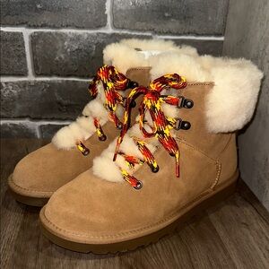 UGG Classic Mini Alpine Lace Boots Women’s Size 9